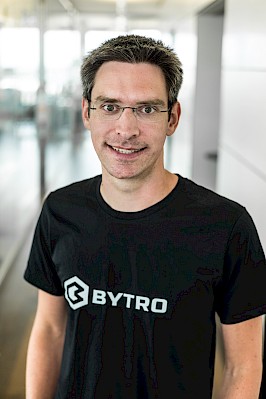 Felix Schröter has been with Bytro for quite some time already and gathered experience in a lot of different areas